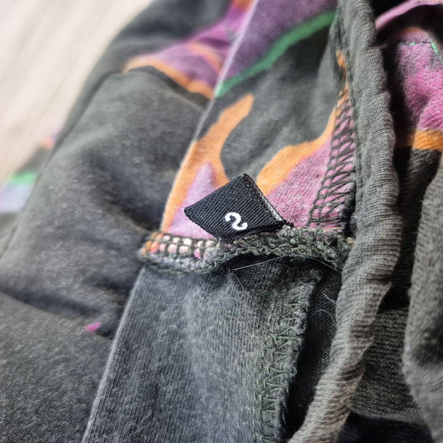 Desigual mintás női ruha strasszokkal - S