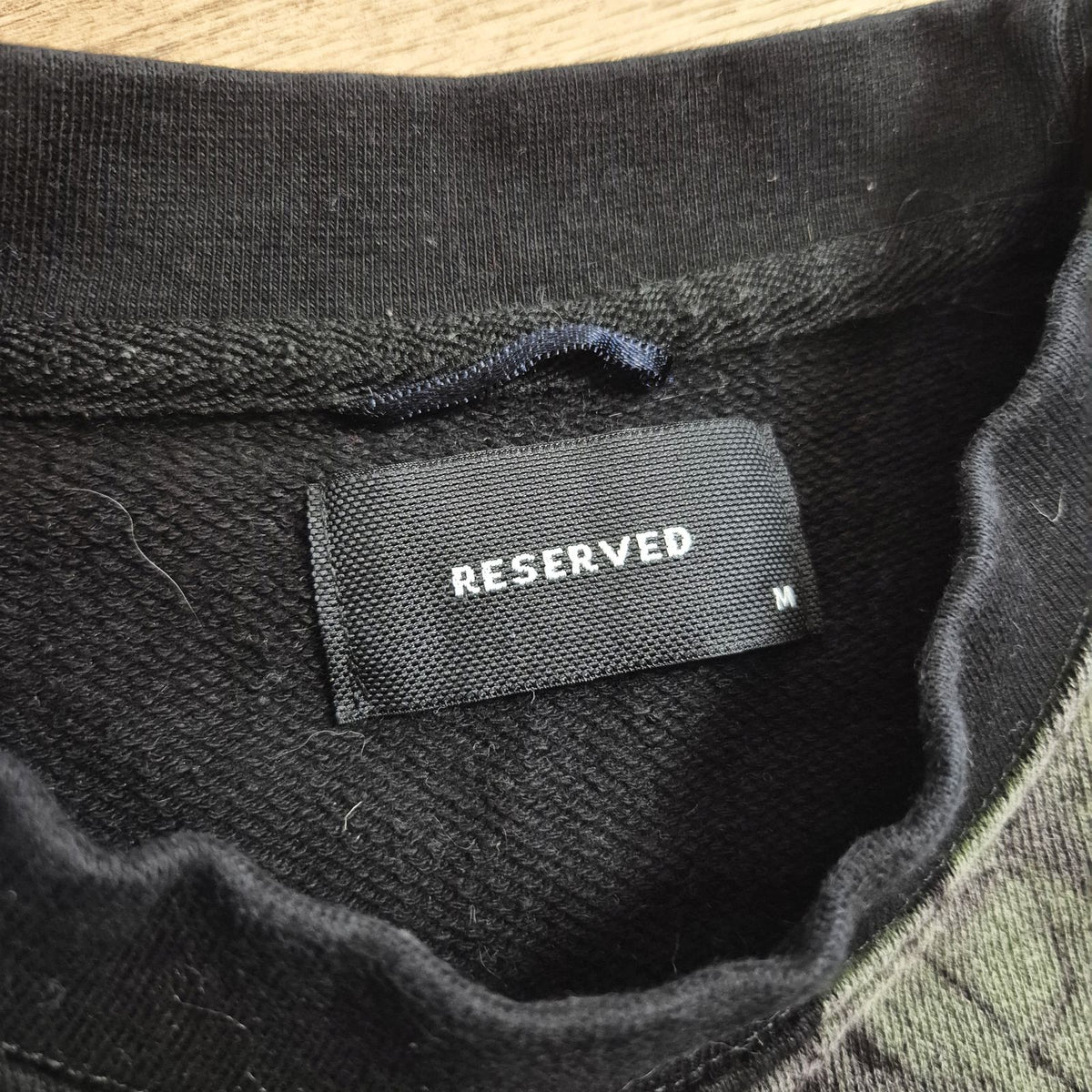 Reserved fekete-szürke mintás férfi pulóver - M