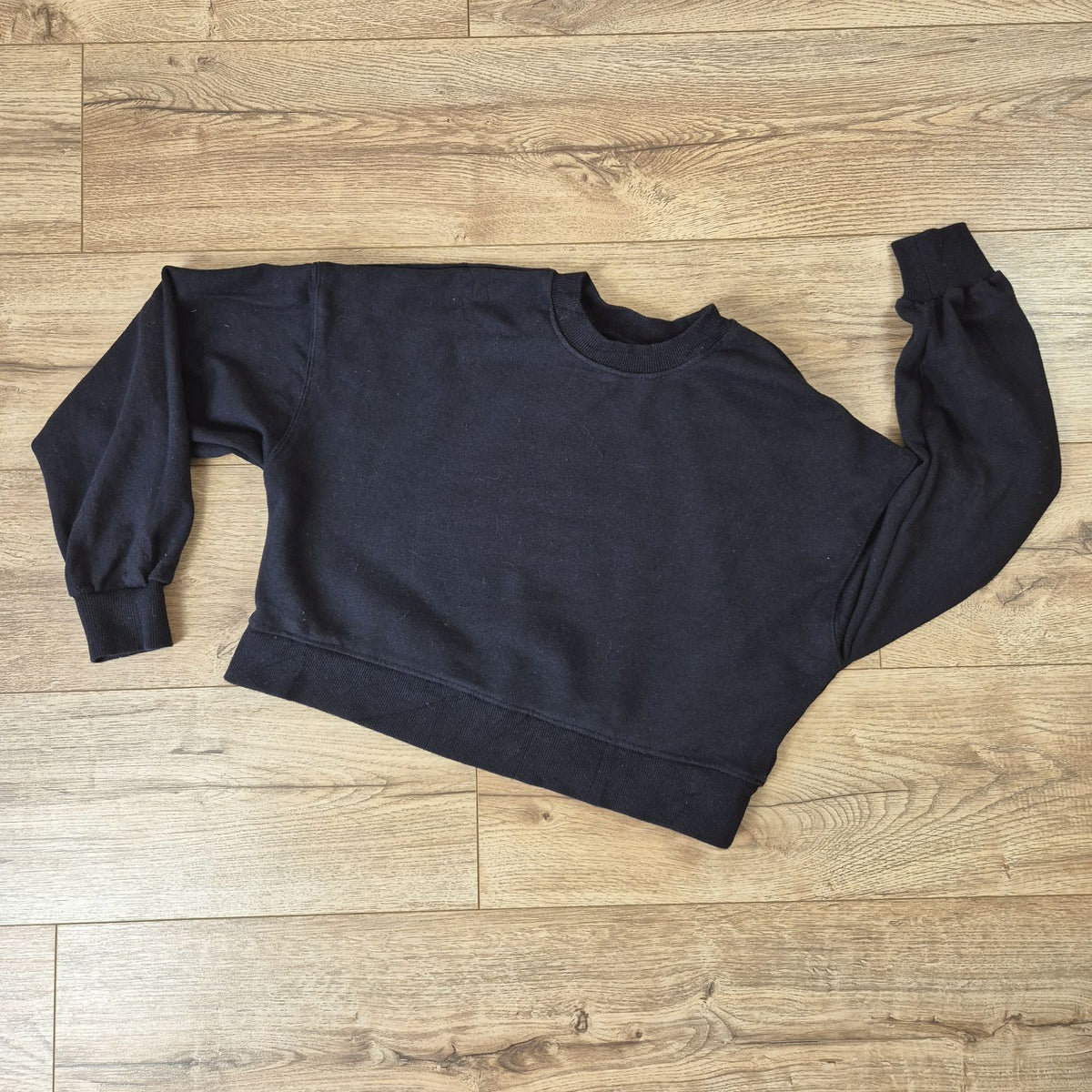 Pull&Bear fekete női laza crop pulóver - XS