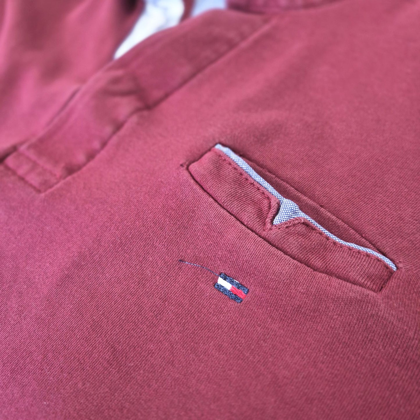 Tommy Hilfiger bordó férfi póló - XL
