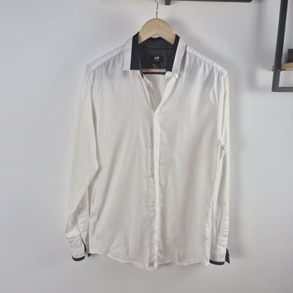 H&M Slim Fit mintás gallérú férfi fehér ing - M