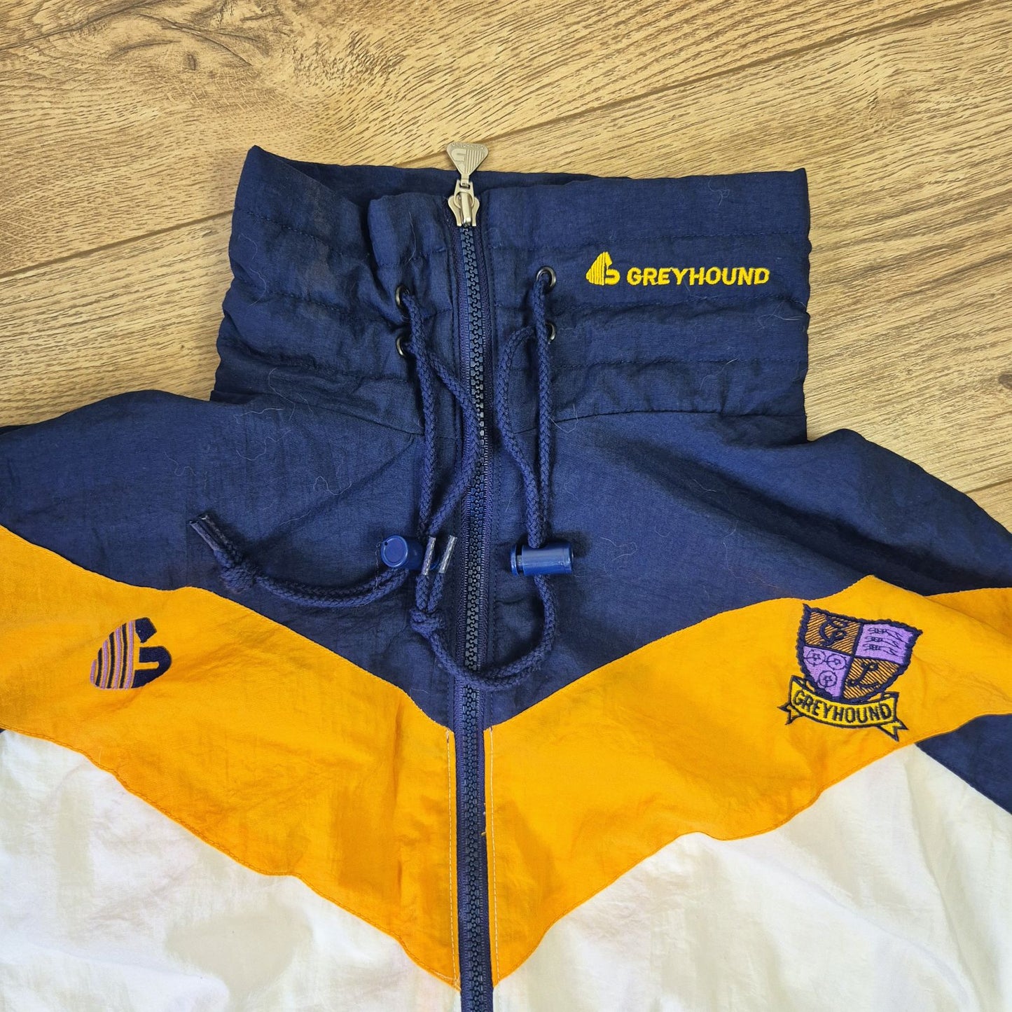 Vintage 90-es évekbeli Greyhound Sport Széldzseki - M