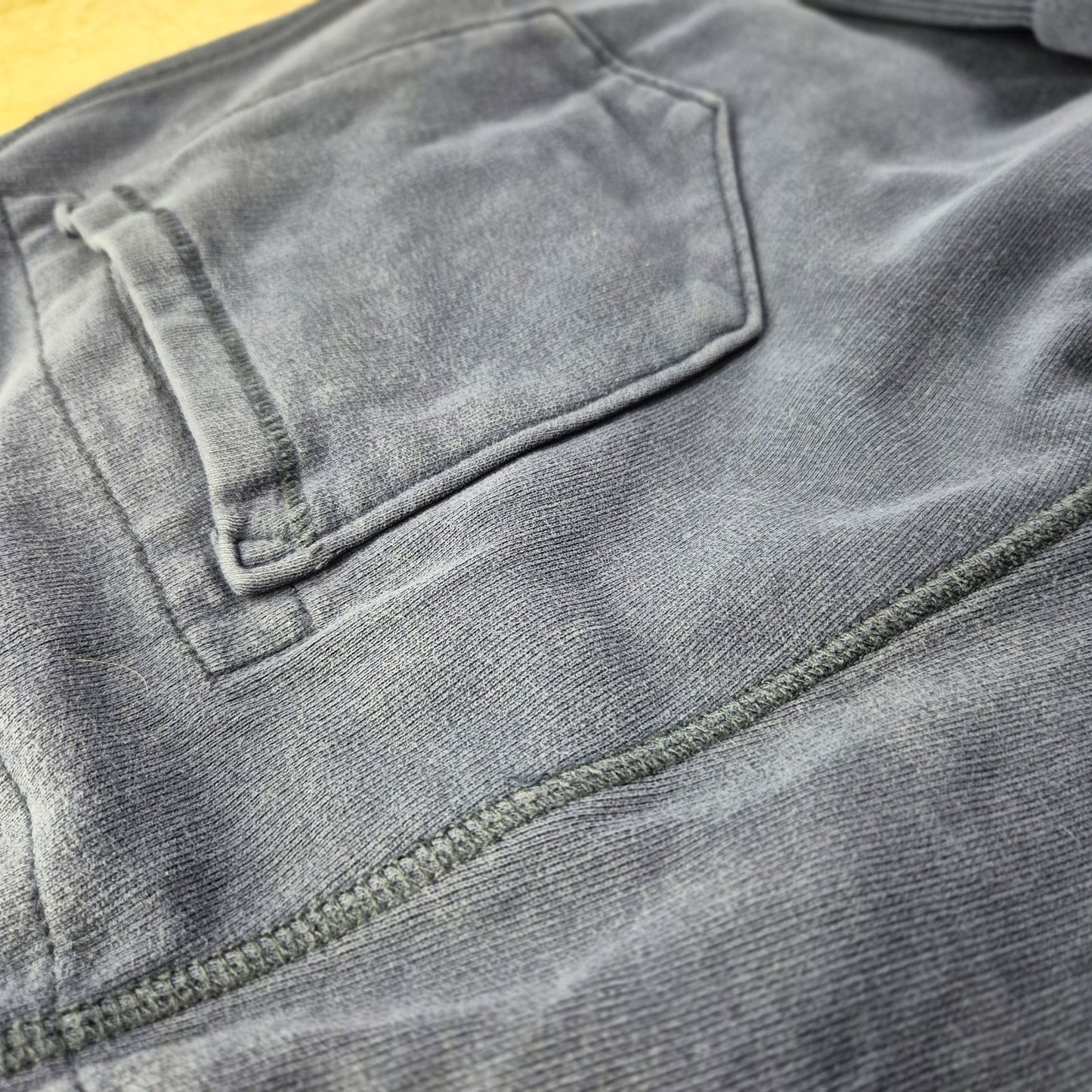 True Religion sötétkék férfi melegítőnadrág - L