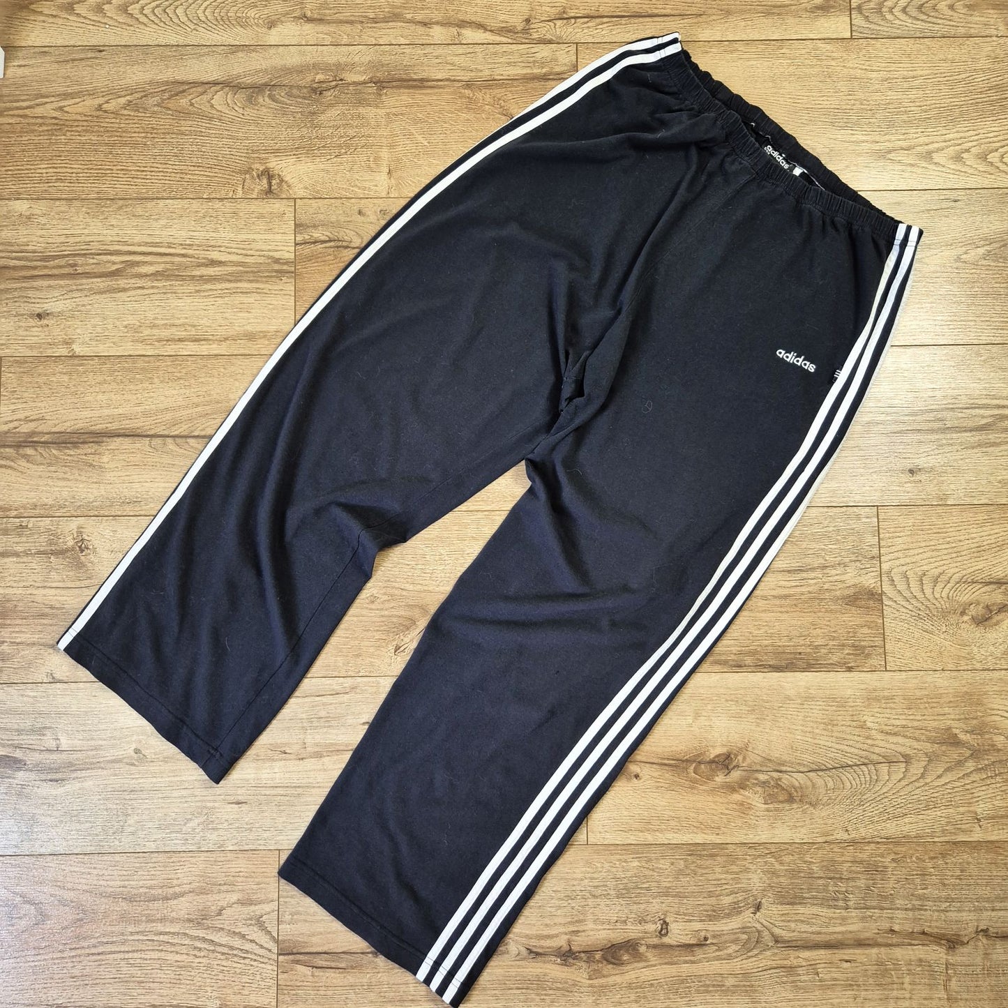 Adidas fekete női melegítőnadrág - L