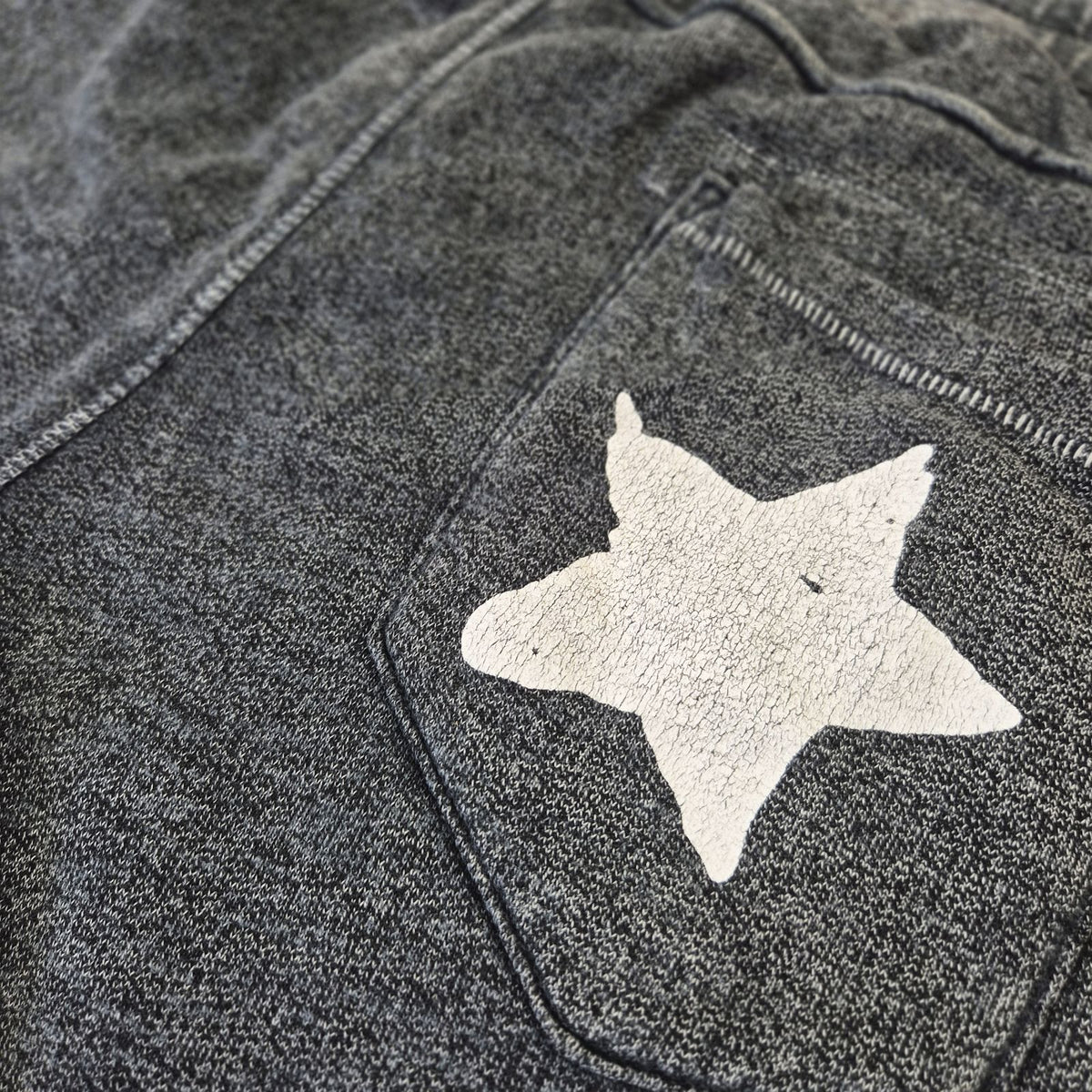 True Religion szürke férfi rövidnadrág - M