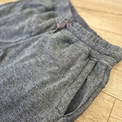 True Religion szürke férfi rövidnadrág - M