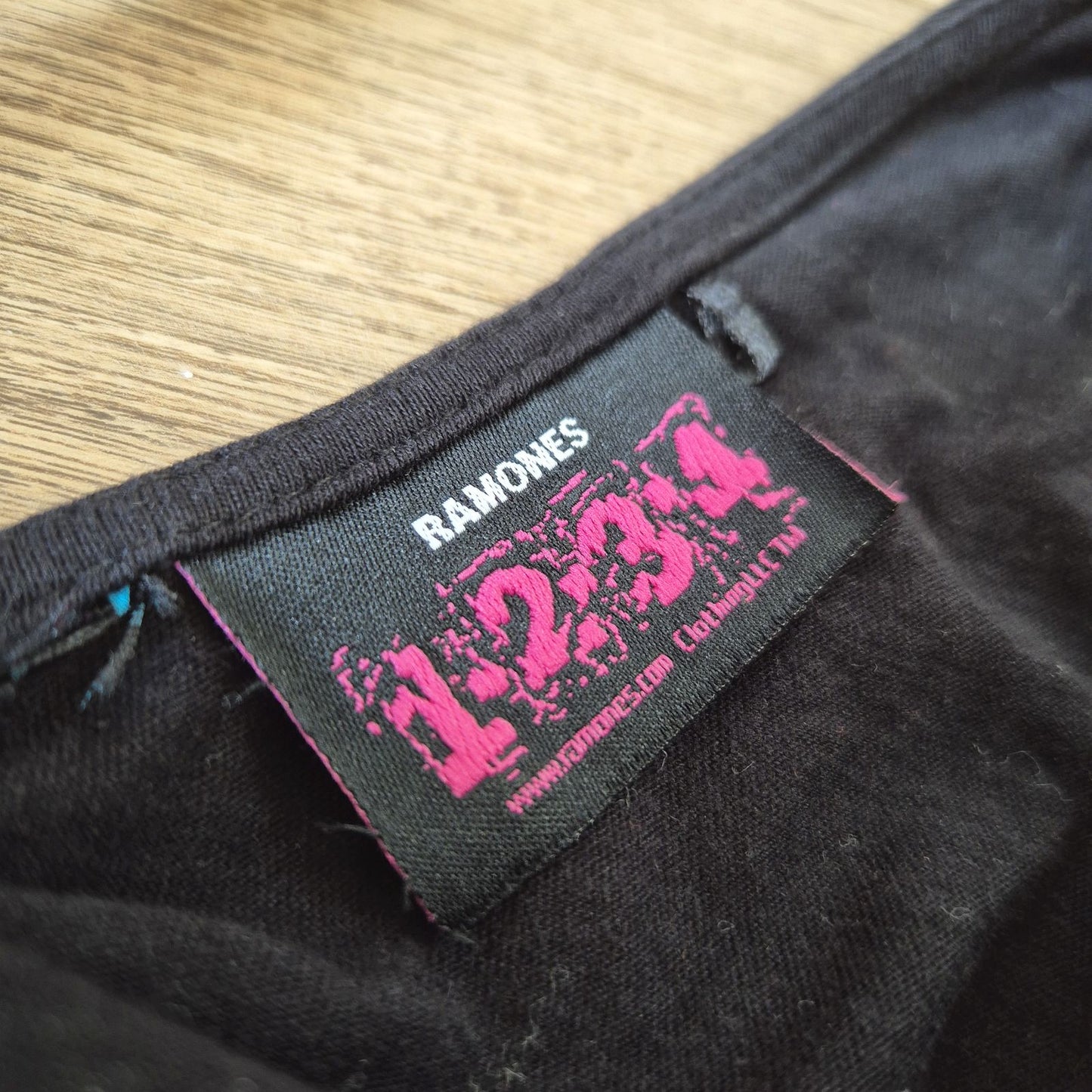 Ramones fekete női ujjatlan felső - XS