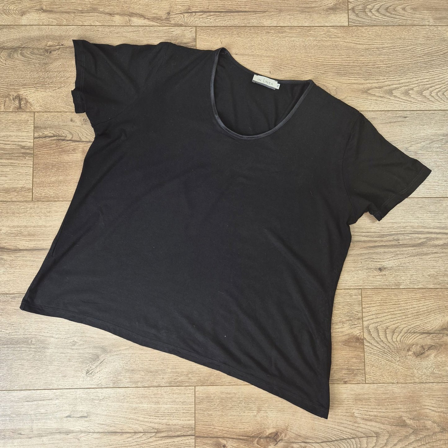 In Linea fekete női alap póló - 48 / 2XL