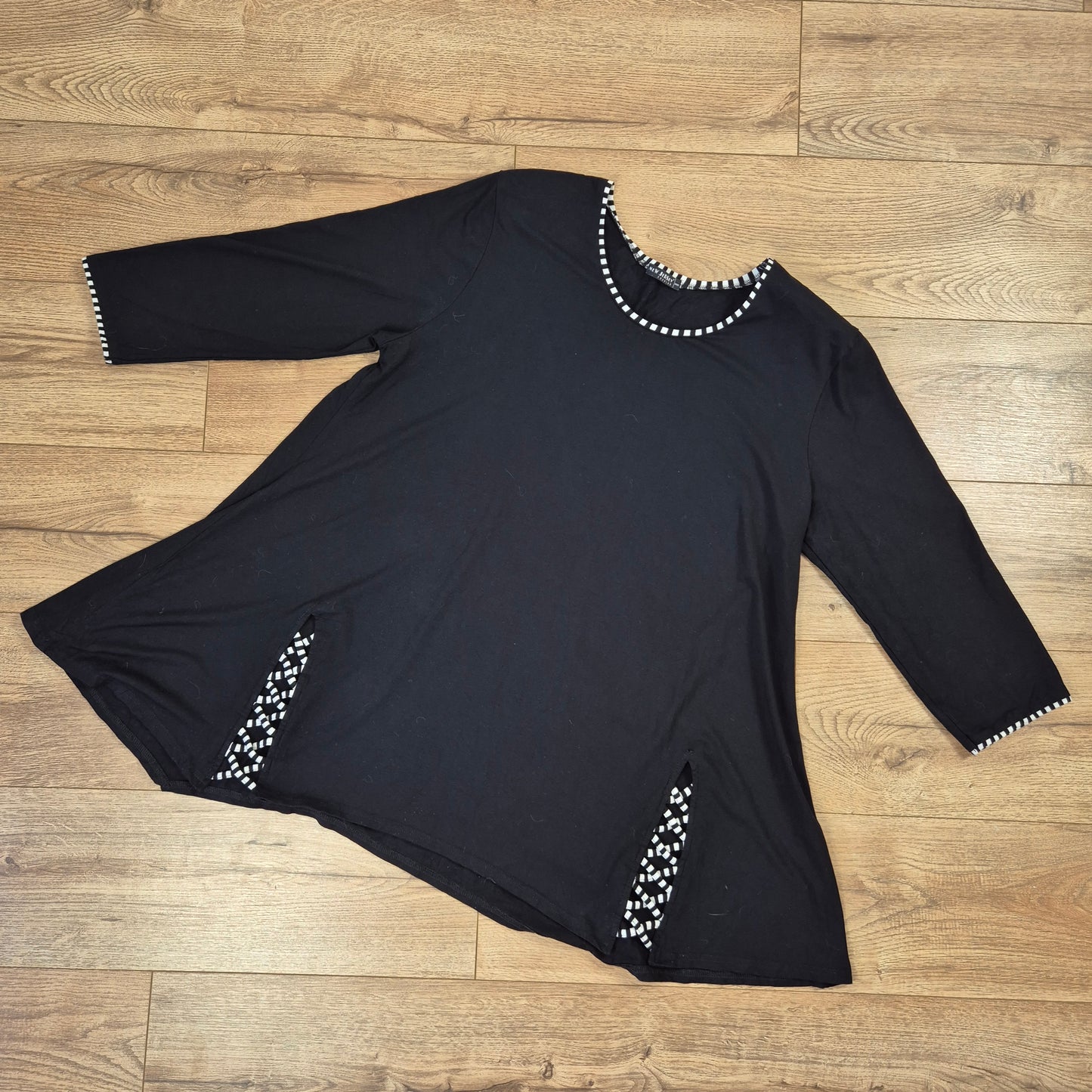 New Jersey fekete mintás betétes hosszított tunika - 3XL