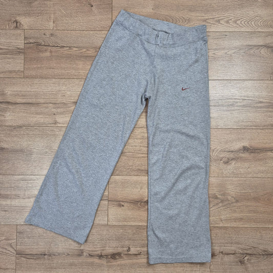 Nike női bő szárú melegítőnadrág – M