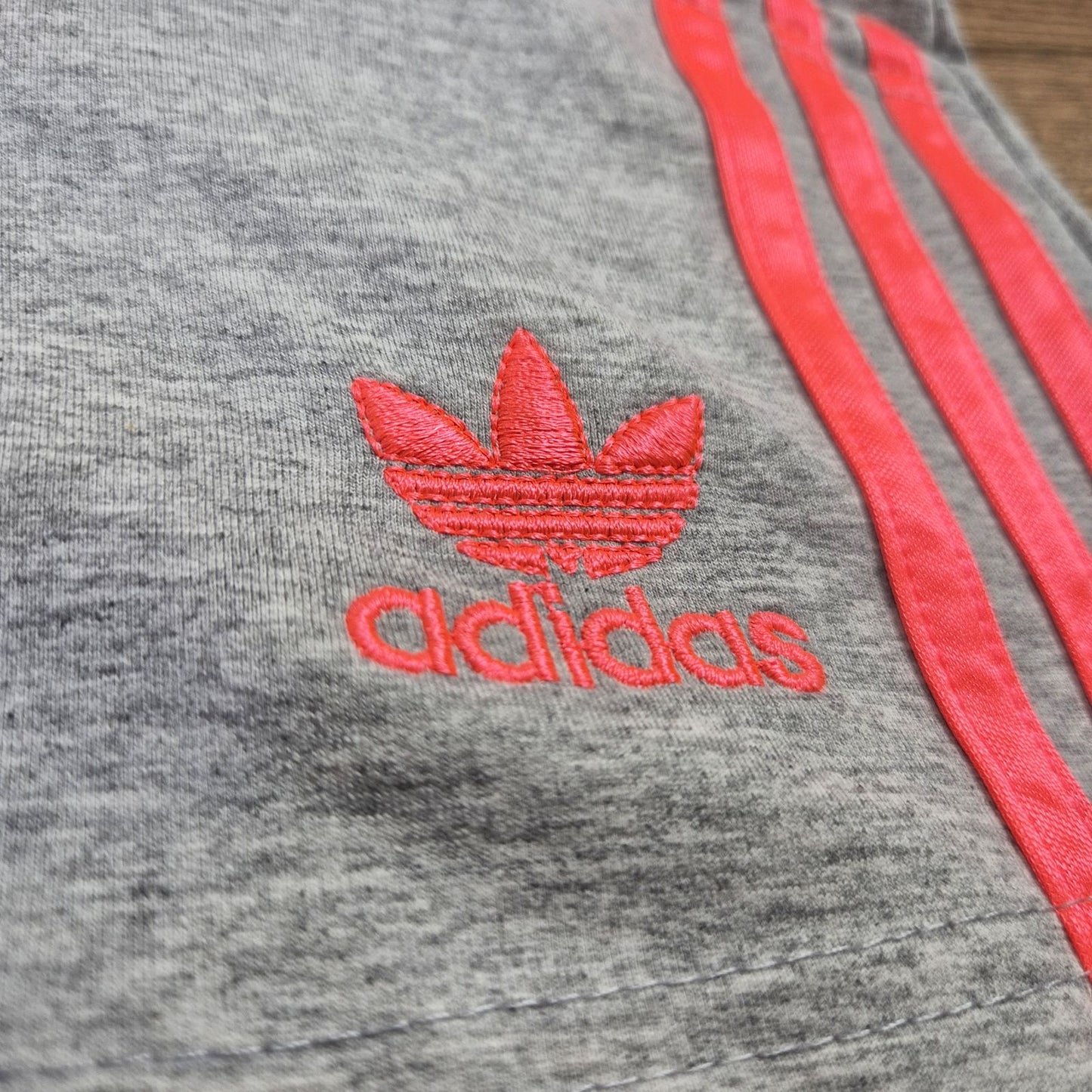 Adidas sportos rövidnadrág - XL