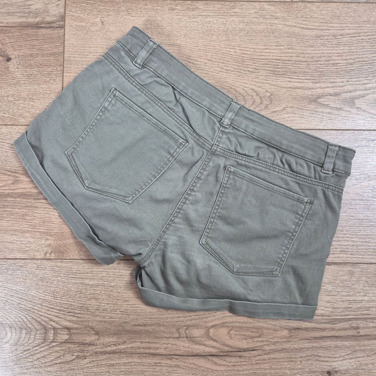 H&M Olajzöld farmer rövidnadrág - 34 (S)