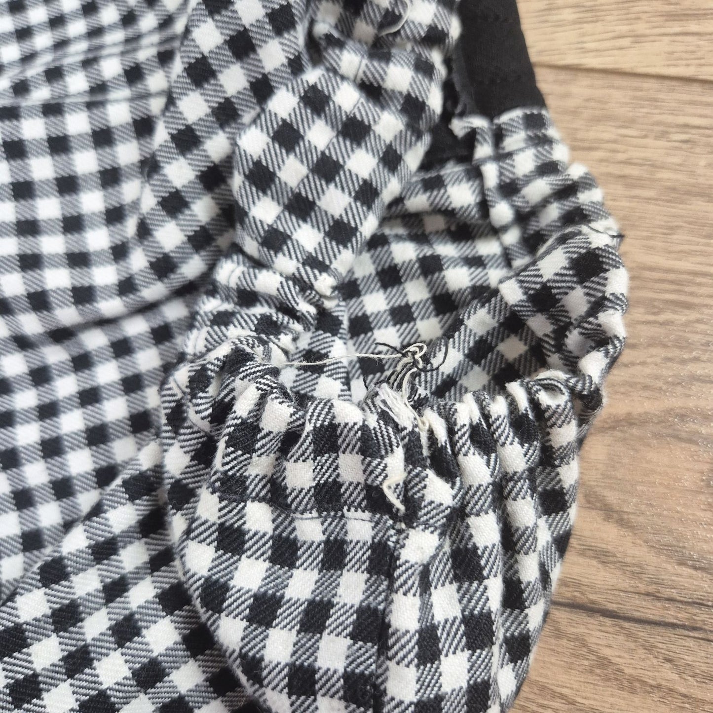 Fekete-fehér kockás gombos mini szoknya - XS / S