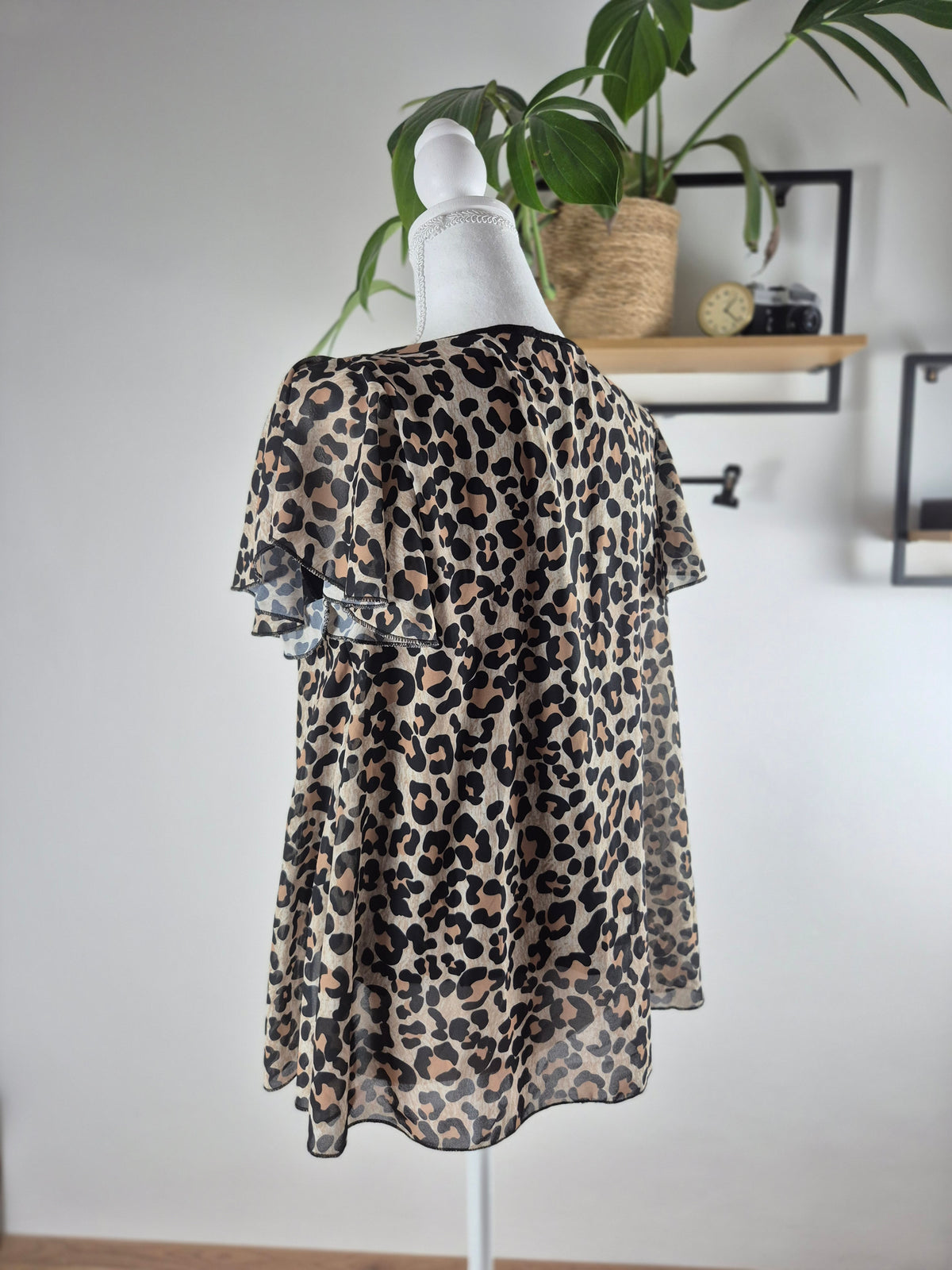 Made in Italy leopárdmintás muszlin felső fekete béléssel - L/XL