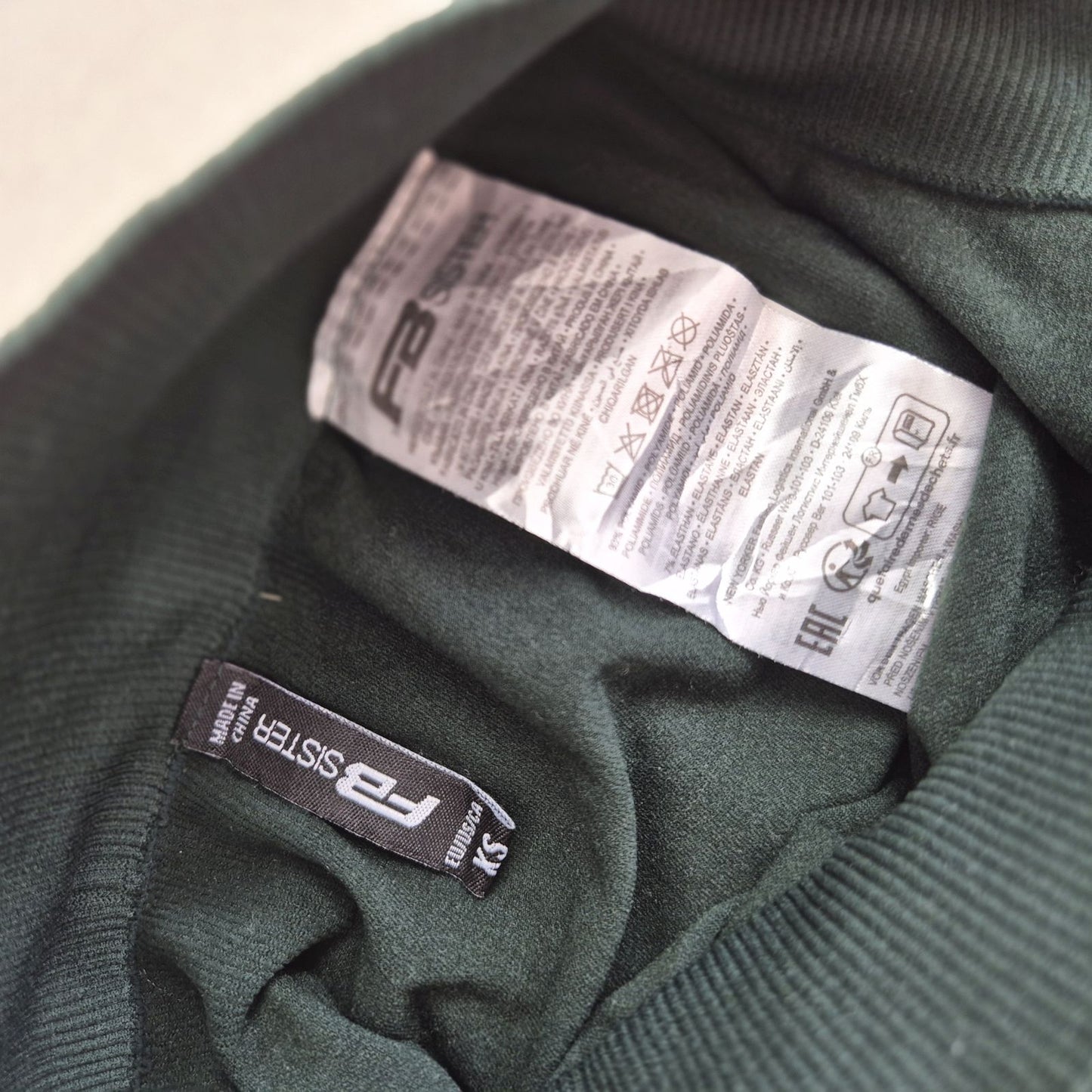 FB Sister sötétzöld női leggings - XS